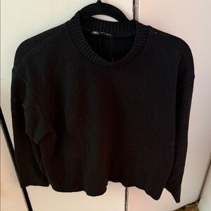 Zara Women’s  Black Crew Neck Sweater